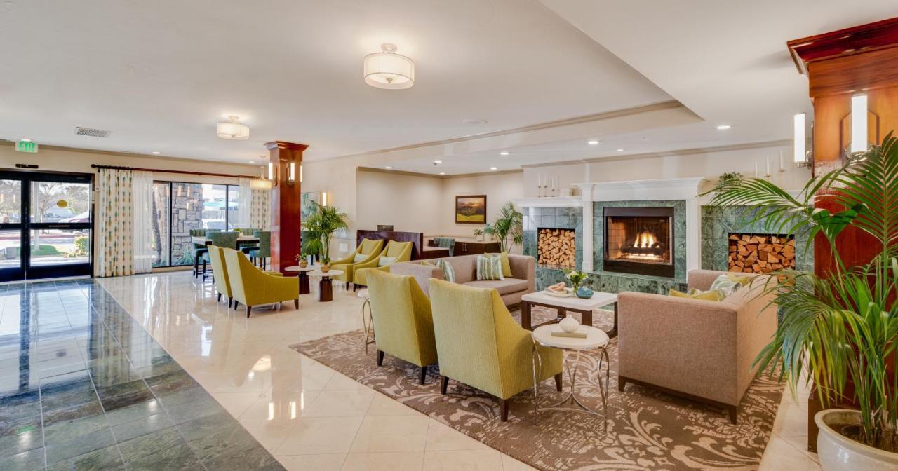 Ayres Hotel Corona - Riverside Exterior photo