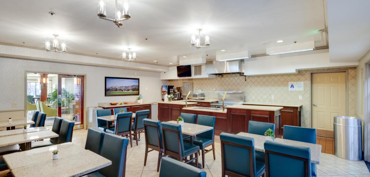 Ayres Hotel Corona - Riverside Exterior photo